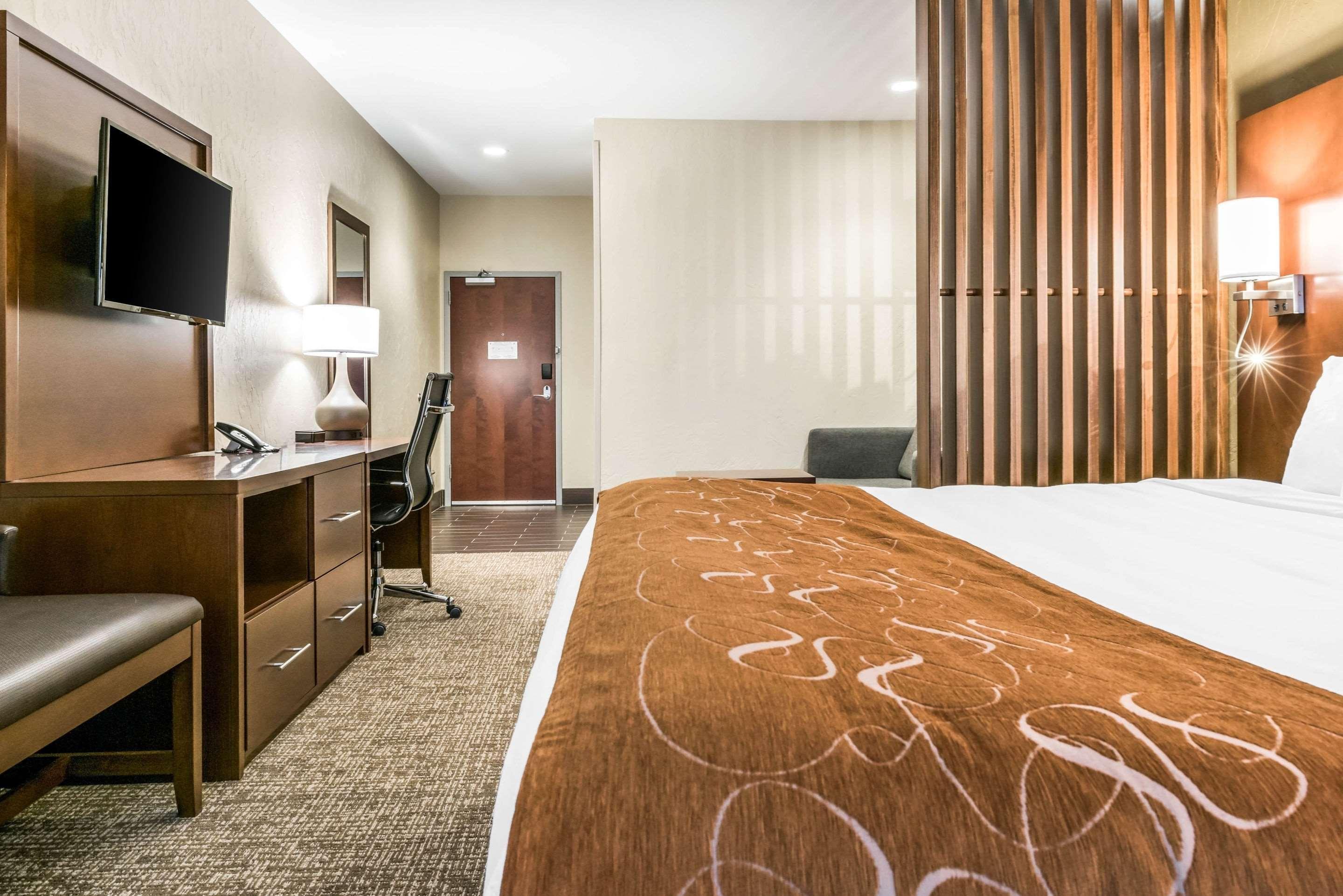Comfort Suites Florence - Cincinnati South Екстериор снимка