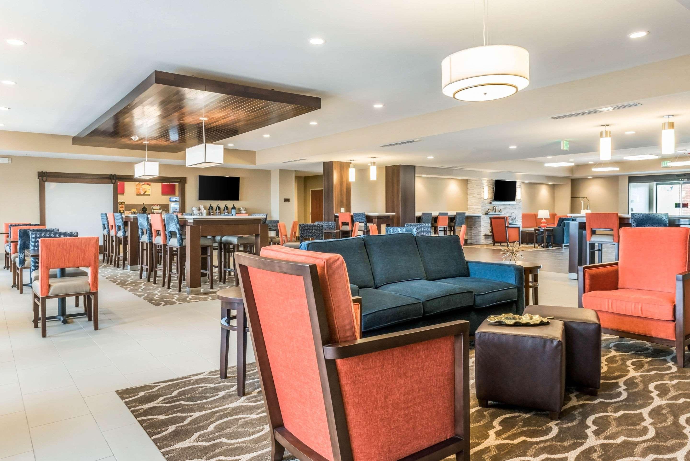 Comfort Suites Florence - Cincinnati South Екстериор снимка