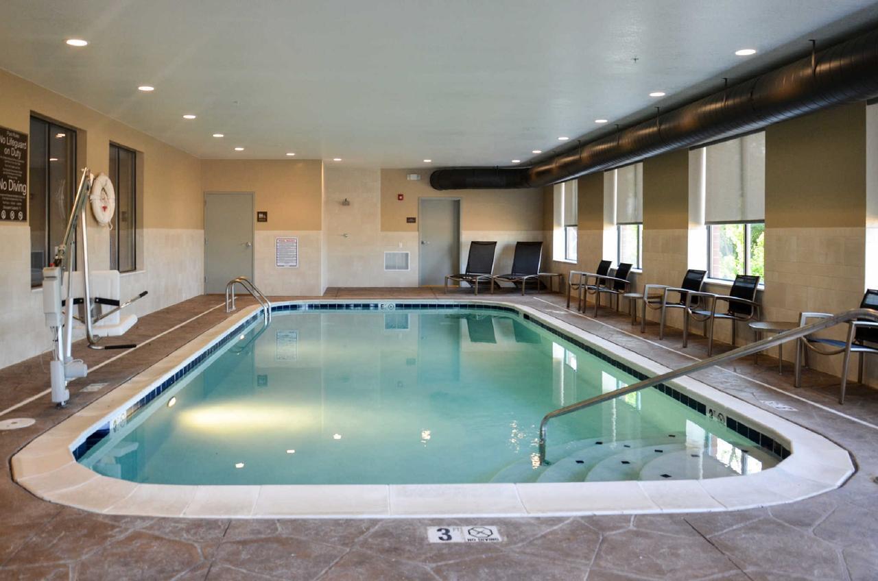 Comfort Suites Florence - Cincinnati South Екстериор снимка