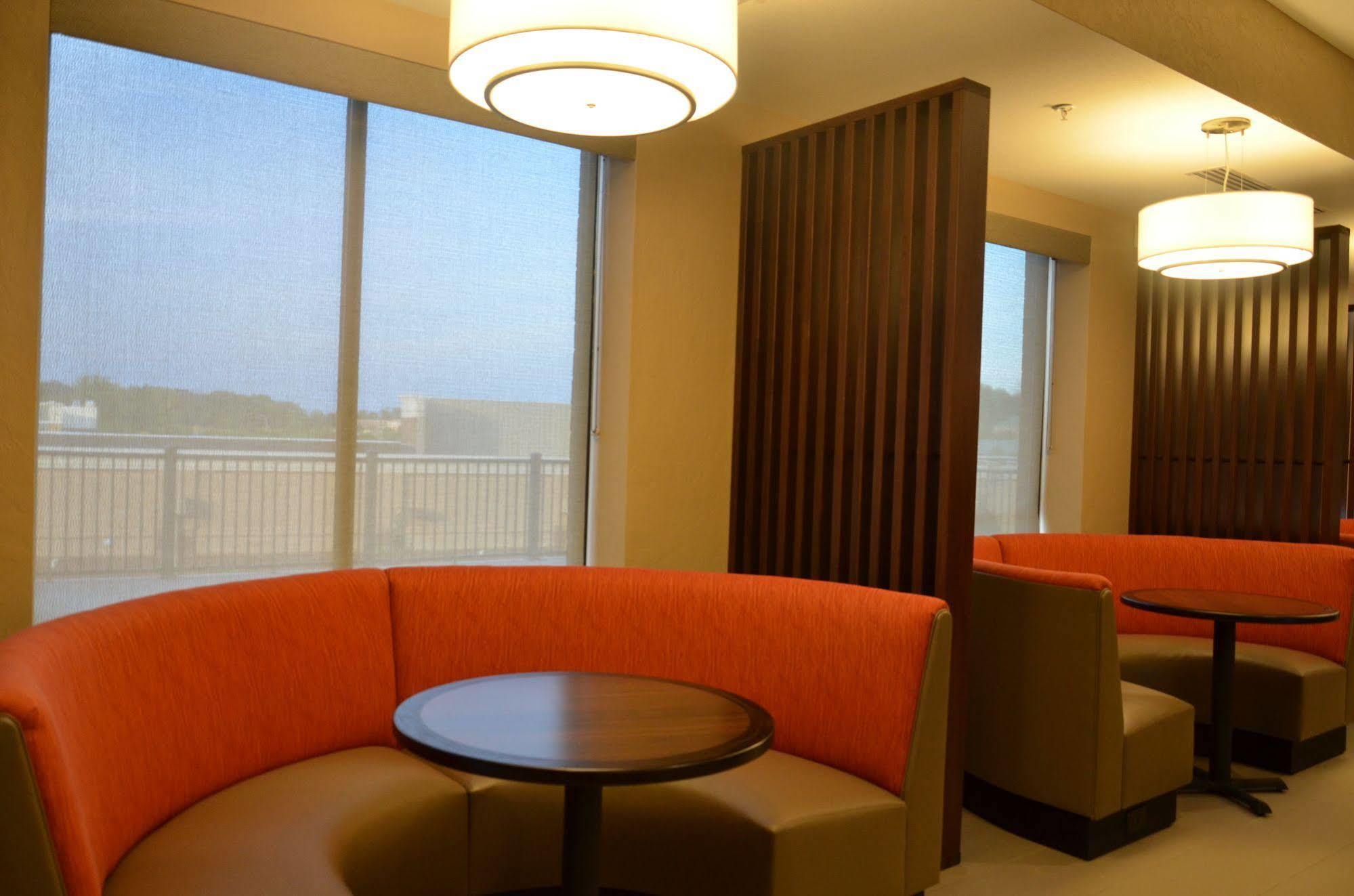 Comfort Suites Florence - Cincinnati South Екстериор снимка